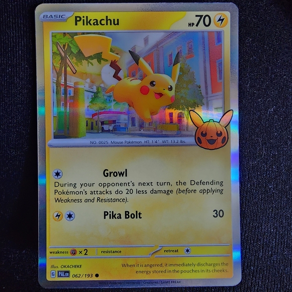 🤍 Pikachu Trick Or Trade BOOster Card - Picture 2 of 3